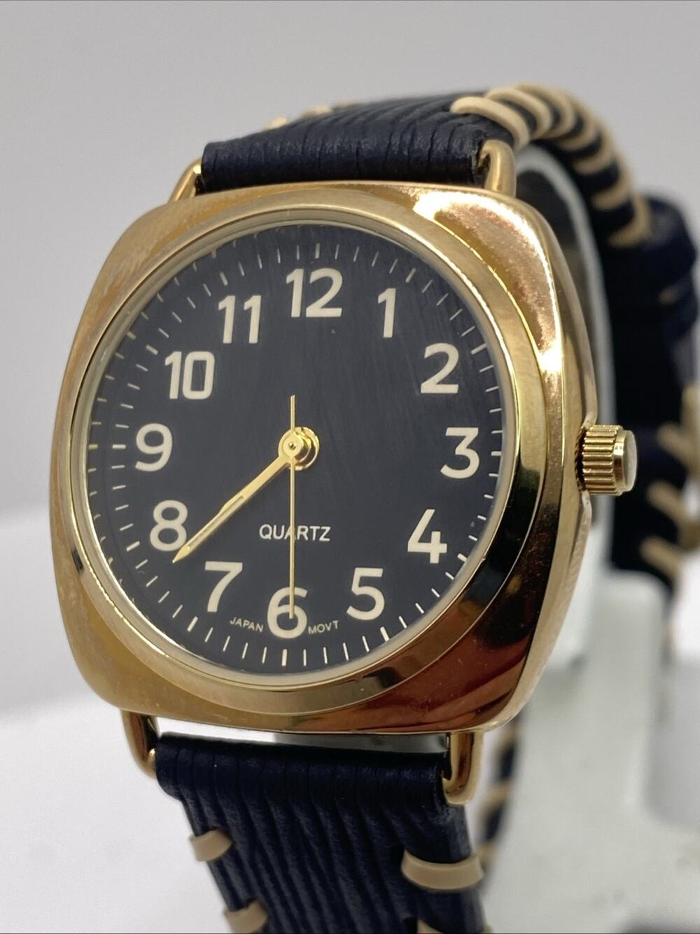 Womens Vintage Gold Tone Watch Works New Battery
